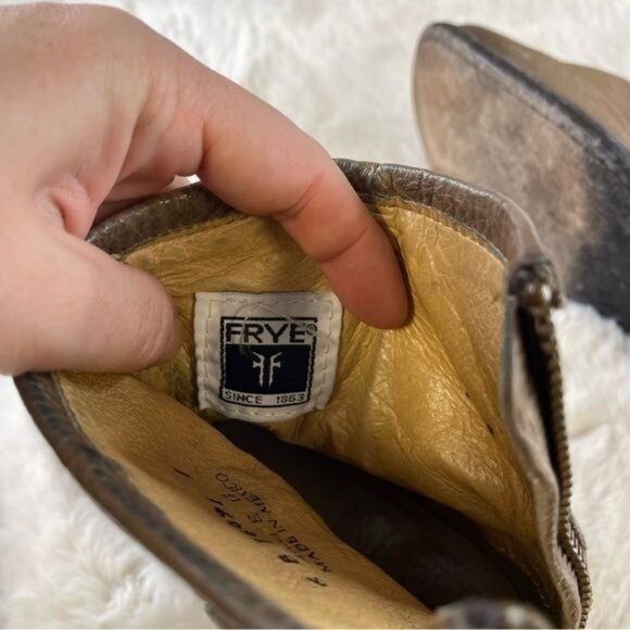 Frye Women's Phillip Brown / Taupe Leather Studded Harness Boots Sz 6 - Picture 8 of 10